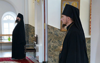 Накануне освящения в Свято-Воскресенском соборе отслужили всенощное бдение