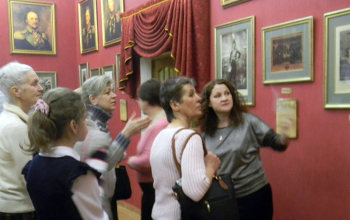 Экскурсия клуба «Солнышко» в дом-усадьбу И.Х. Колодеева