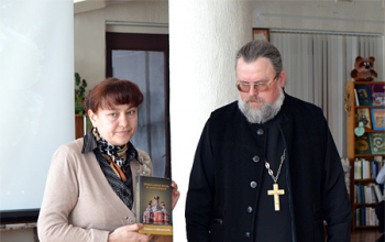 День православной книги 2015: Устный журнал «Благовест» в Лошнице