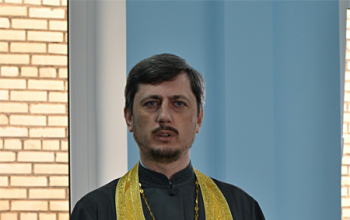 Протоиерей Александр Вербило освятил отремонтированное неврологическое отделение районной больницы