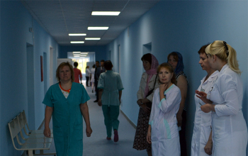 Протоиерей Александр Вербило освятил отремонтированное неврологическое отделение районной больницы