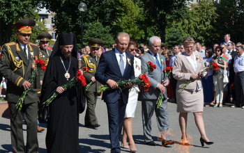 Епископ Вениамин принял участие в торжествах, посвящённых Дню Независимости