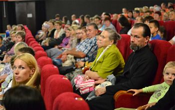 В кинотеатре «Октябрь» прошел фильм «Необыкновенное путешествие Серафимы»