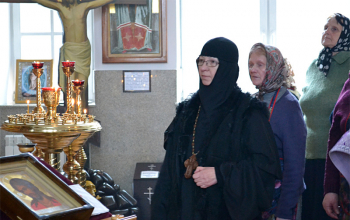 В среду третьей недели Великого поста епископ Вениамин совершил Литургию в храме Рождества Христова