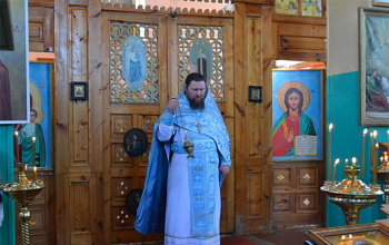 Праздничная Божественная литургия в храме д. Велятичи