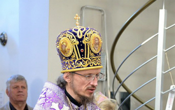 В среду 5-ой недели Великого поста епископ Вениамин совершил Литургию в Богоявленском храме-часовне