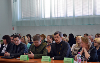Священники храма Рождества Христова приняли участие в работе областного родительского собрания