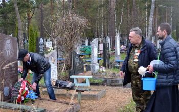 Священник Евгений Шваб помолился о погибших воинах-интернационалистах