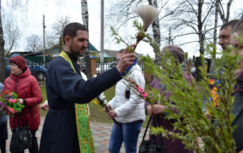 Вербное воскресенье в храмах Борисовского благочиния