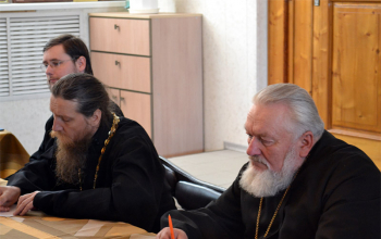 В храме Рождества Христова состоялось совместное собрание благочиний Борисова