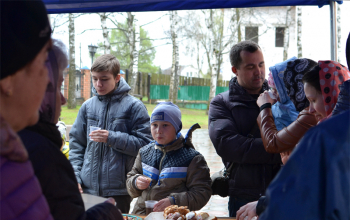 День святых жен-мироносиц в храме Рождества Христова 