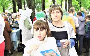 Члены клуба «Солнышко» на престольном празднике храма Святой Живоначальной Троицы г.Борисова