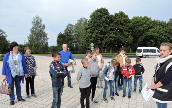 Поездка учащихся воскресной школы храма Рождества Христова в Красный берег