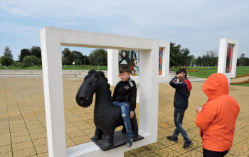 Поездка учащихся воскресной школы храма Рождества Христова в Красный берег