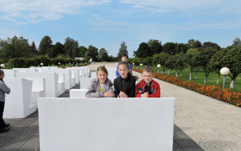 Поездка учащихся воскресной школы храма Рождества Христова в Красный берег