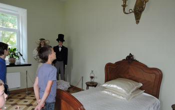 Поездка учащихся воскресной школы храма Рождества Христова в Красный берег