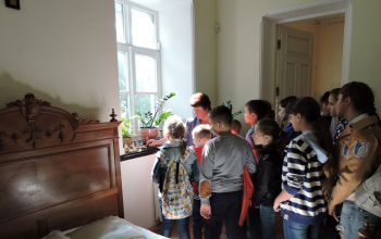 Поездка учащихся воскресной школы храма Рождества Христова в Красный берег