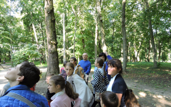 Поездка учащихся воскресной школы храма Рождества Христова в Красный берег