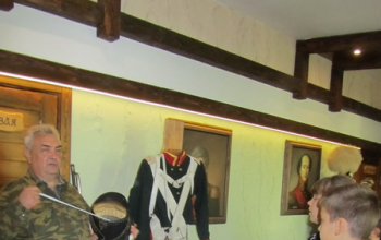 Дети из воскресной школы Воскресенского кафедрального собора в усадьбе «Бивак»