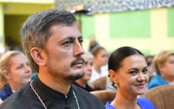 Протоиерей Александр Вербило принял участие в праздничном концерте в медицинском колледже