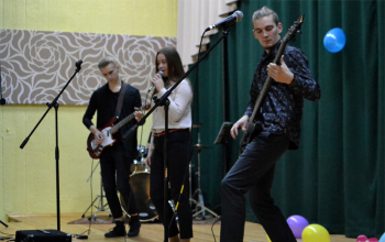 Протоиерей Александр Вербило принял участие в праздничном концерте в медицинском колледже