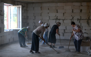 При храме Рождества Христова строится приходской дом