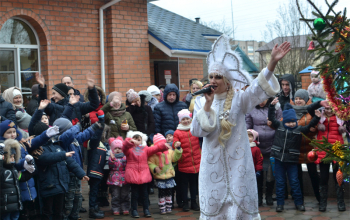 Рождество 2017/2018: Рождественская елка в храме Рождества Христова
