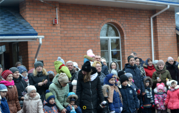 Рождество 2017/2018: Рождественская елка в храме Рождества Христова