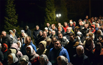 Рождество 2017/2018: Праздничная Литургия в храме Рождества Христова