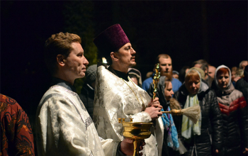 Рождество 2017/2018: Праздничная Литургия в храме Рождества Христова