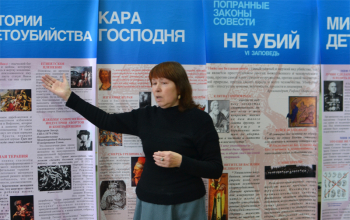 В Борисове проходит ежегодная выставка в защиту жизни нерожденных детей