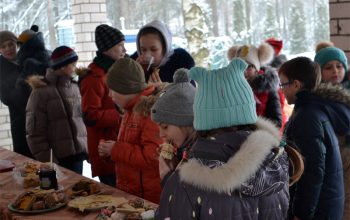 Масленица в храме Рождества Христова