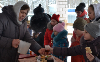 Масленица в храме Рождества Христова