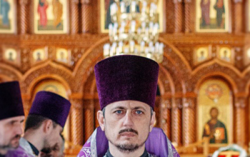 Епископ Борисовский и Марьиногорский Вениамин совершил Литургию Преждеосвященных Даров в храме Рождества Христова