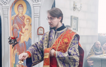 Епископ Борисовский и Марьиногорский Вениамин совершил Литургию Преждеосвященных Даров в Богоявленском храме-часовне