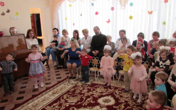 Пасха 2018: Посещение борисовского дома ребенка