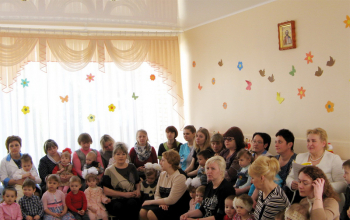 Пасха 2018: Посещение борисовского дома ребенка