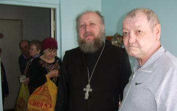 Пасха-2018: Поздравление с Пасхой инвалидов и пожилых людей, проживающих в социальных учреждениях