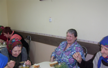 Пасха-2018: Поздравление с Пасхой инвалидов и пожилых людей, проживающих в социальных учреждениях