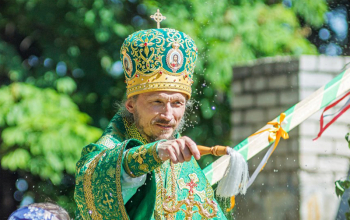 Престольный праздник отметил приход храма Святой Живоначальной Троицы