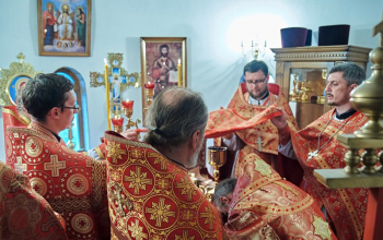 Ночное богослужение к 100-летию со дня мученической кончины святой Царской Семьи