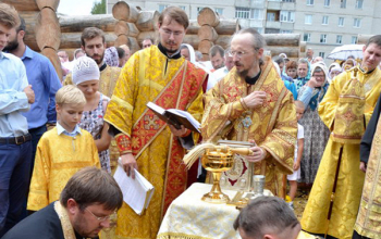 Крестный ход, посвященный памяти святого равноапостольного князя Владимира и празднованию 1030-летия Крещения Руси