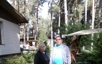 Дети-инвалиды посетили усадьбу «Бивак»