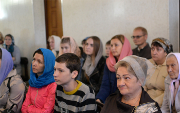 Выставка «Человек и творение» в храме Рождества Христова