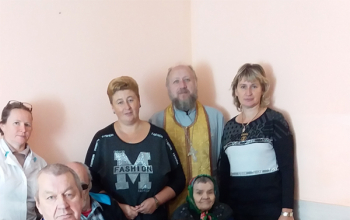 Посетили пожилых людей, проживающих на социальных койках в больницах сестринского ухода и социальных учреждениях