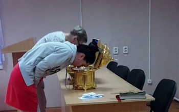 Часть Покрова Пресвятой Богородицы и частица мощей святого великомученика и целителя Пантелеимона посетили Борисовский родильный дом