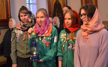 В храм Рождества Христова г. Борисова доставлен благодатный огонь